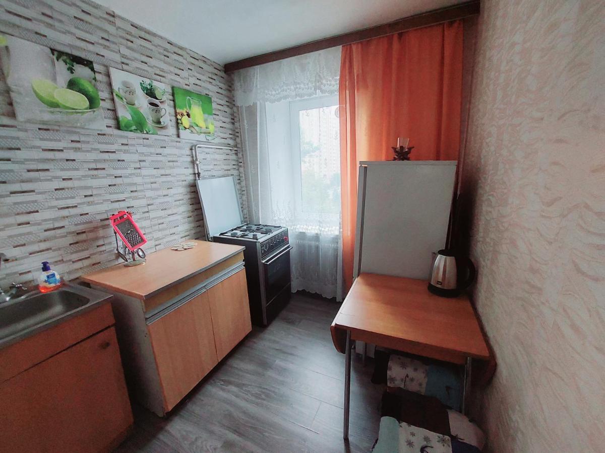 Apartment On Vadim Hetman Street 38 - Industrial Bridge Kiev Luaran gambar